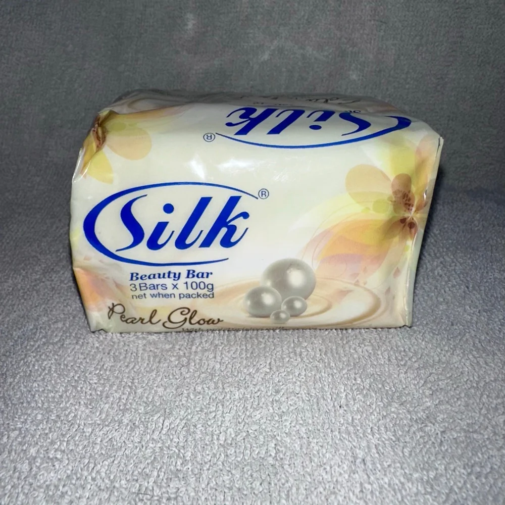 New Silk Pearl Glow Milk Cream Beauty Bar 3.53oz Pack Of 3 Bars